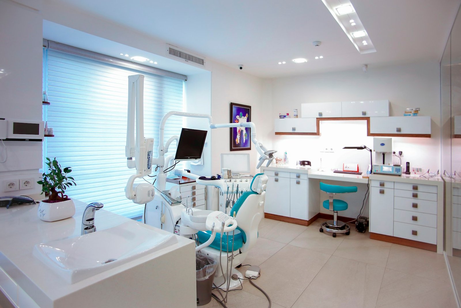 Kabinet dentar modern